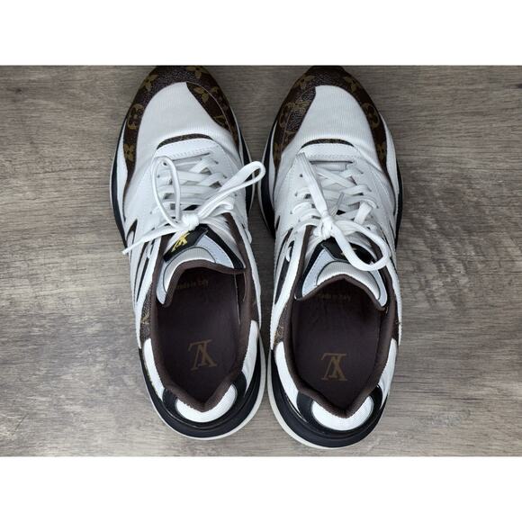 Louis Vuitton White and Brown Men's Sneakers - Picture 15 of 16
